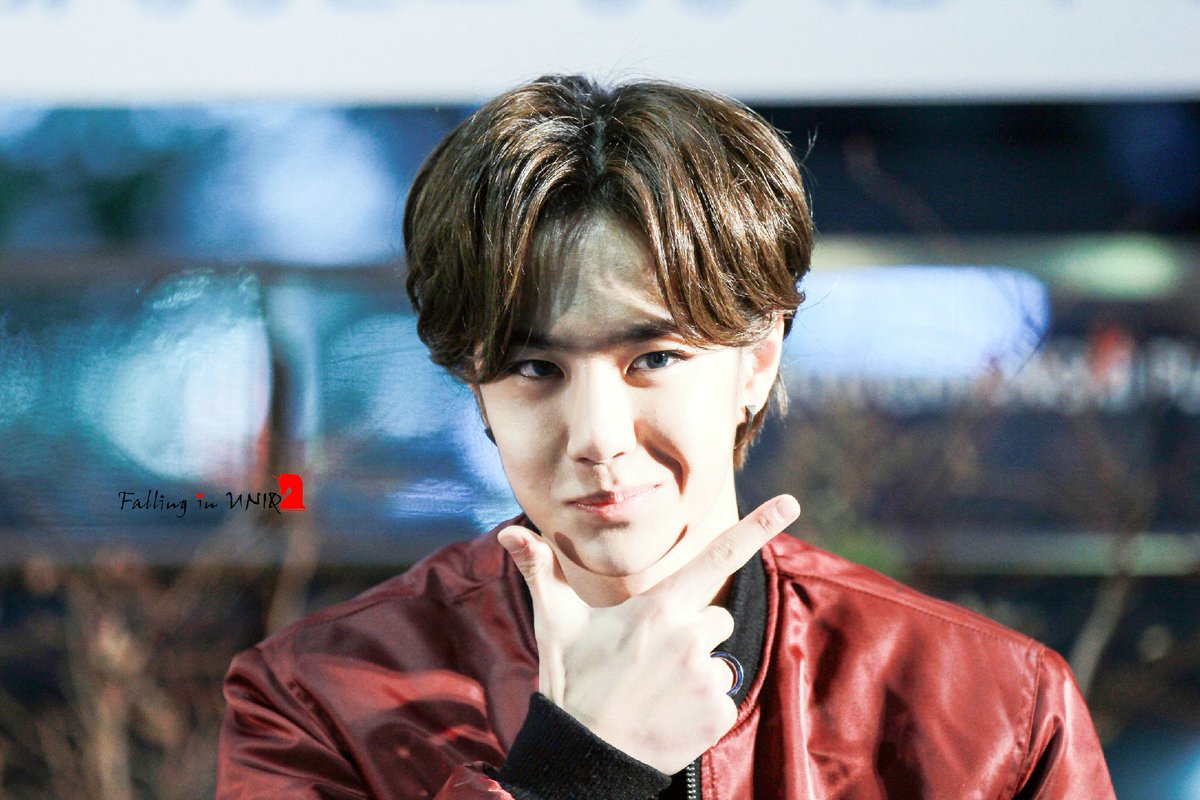 150509 Uniq Fanmeeting I don't remember Yibo wearing contacts a lot... So a thread from this day. Cr. Logos  #WangYibo  #WangYibo王一博  #王一博