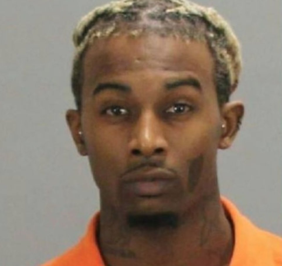 Complex's tweet photo. Playboi Carti allegedly told deputy he would "f*ck" his daughter during Georgia arrest: https://t.co/ICGP2rKjNO https://t.co/Go0T5nRnmc