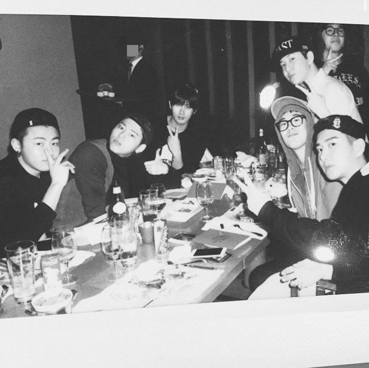 ukwon_0530's tweet photo. Happy 9th anniversary for us! it has been 9 years of such rollercoaster ride. Let’s continue going for decades to come 
#9YearsWithBlockB #9년동안_빛이_되어준_블락비 🐝💛🖤

@oremizu @BBOMNB @ahnjaethyo https://t.co/pAGR5PySaH