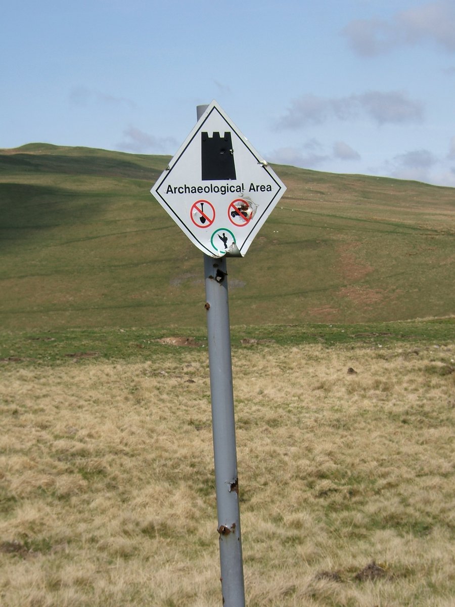 5/12 Stretching from the village of Otterburn to the Scottish border the rugged landscape of the Ranges is ideal for live and dry training. 95% of the Ranges is in the Northumberland National Park. Scheduled monuments are signed……providing an opportunity for target practice.