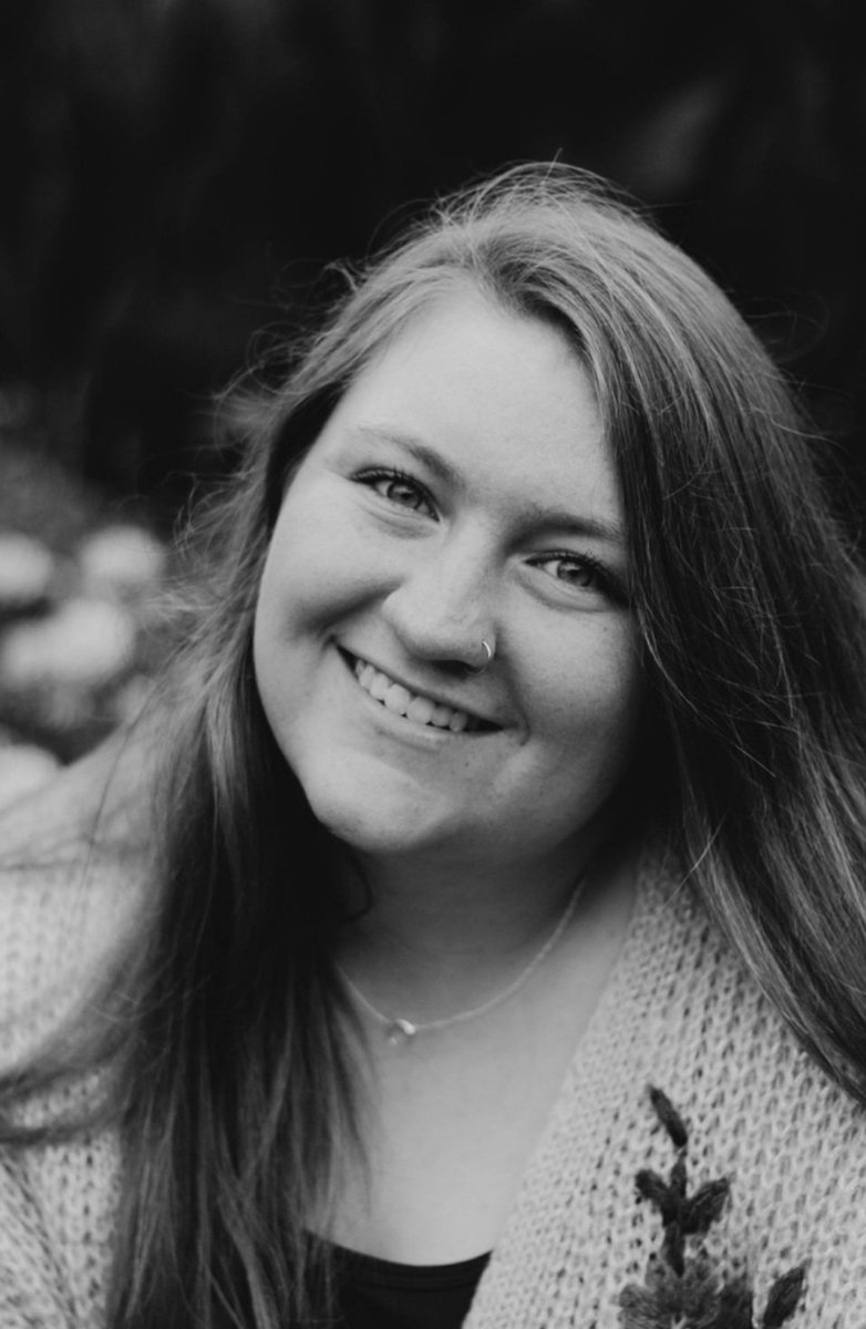 Senior spotlight 
Abbie Wolfe
PR's
Shot put - 36' 2"
Discus - 77' 4"