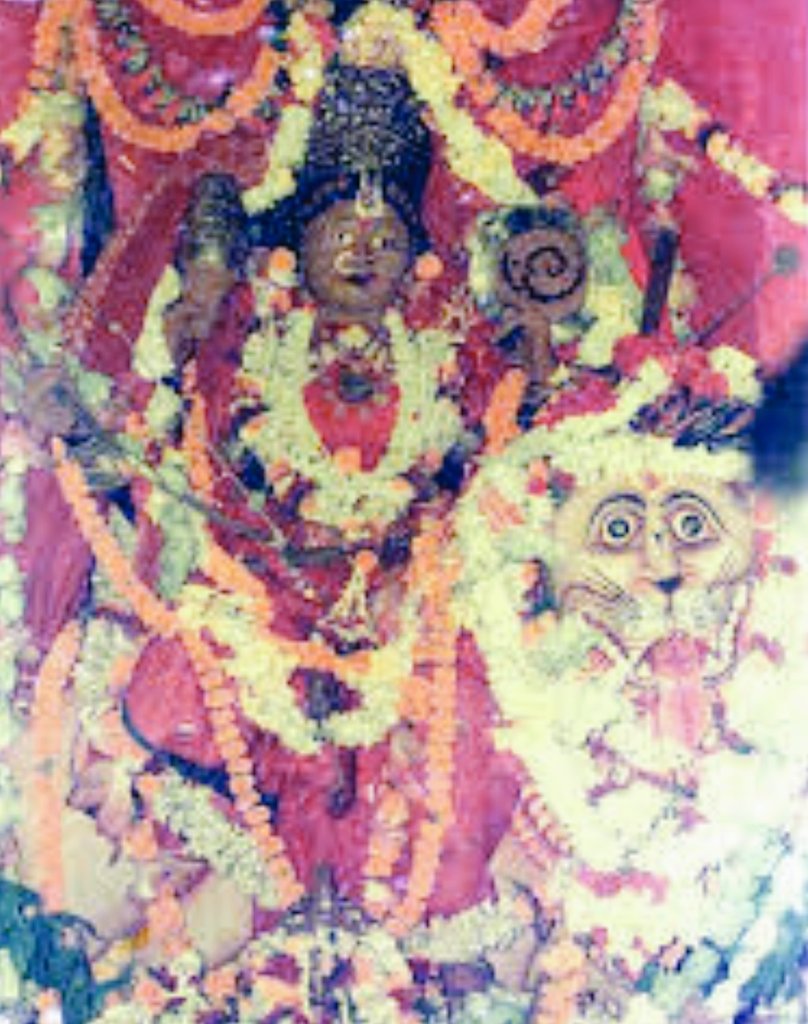  #21Days21Deities Day 21: Maa BimalaMaa Bimala is considered to be main Adyashakti. Bimala is guardian of Lord Jagannatha & guardian of the temple complex. Devotees pay respect to her before worshipping Jagannatha in main temple. It is regarded as holiest Shakti Pitha.  https://twitter.com/ashishsarangi/status/1249736837423190017