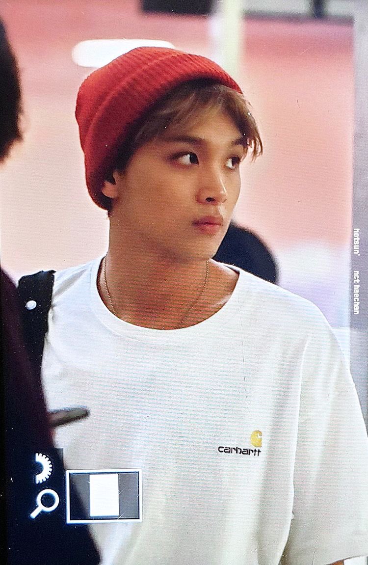 lee donghyuck