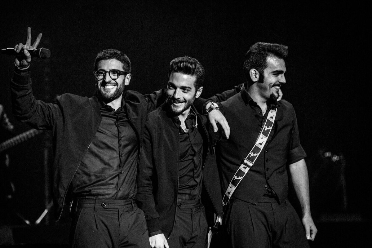 Stasera saremo in concerto all'Arena di Verona. Fateci sentire il vostro calore da casa attraverso i social! Ci vediamo alle 21:25 su <a href="/RaiUno/">Rai1</a> #IlVolo