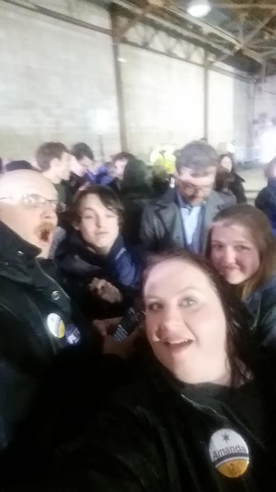 mandy_pantz's tweet image. This has been one of the best years of my life. 

Standing in the rain with my family and @ageeare. Swiss reporters spending the day with us. We were soaked and freezing. But it was worth it.