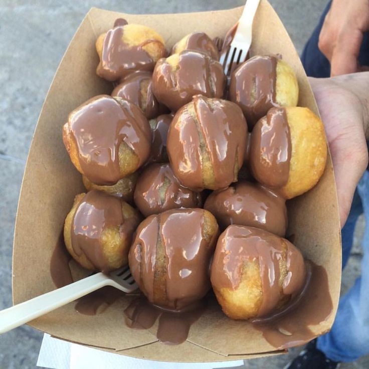 • Cet après midi tu te balade en ville et tu as un petit creu, pour quoi tu optes ?