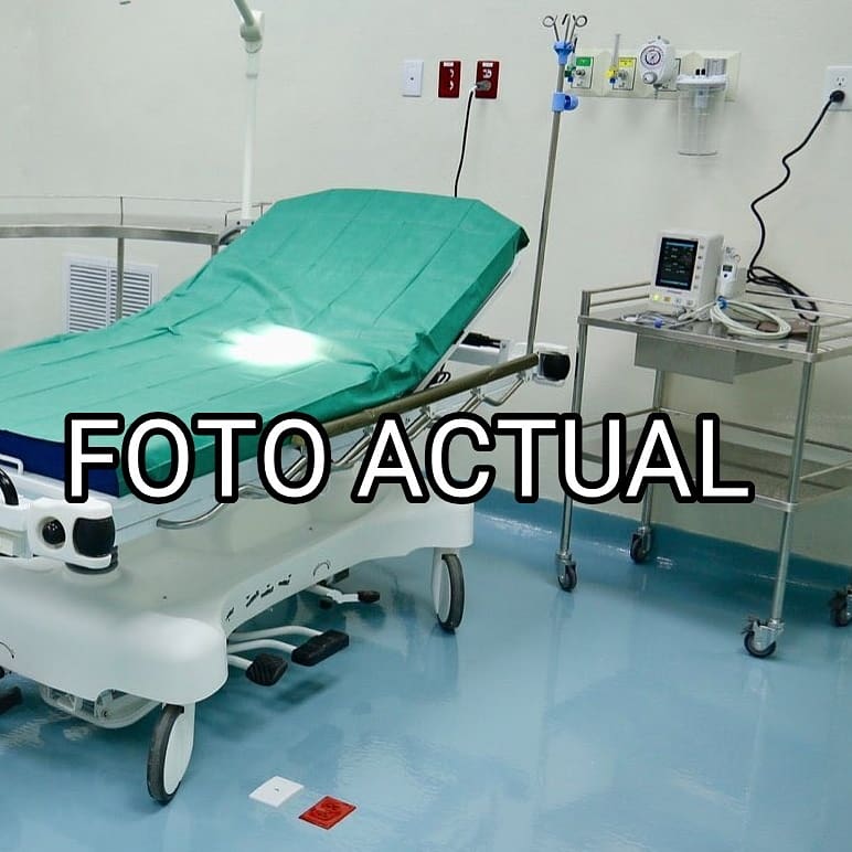 Fuegoalalata's tweet photo. ¿En serio? ¿Fueron capaces de coger una foto del 2017 del hospital de Nagua  y presentarlas como actual? Ese centro hospitalario fue remozado en diciembre del 2018. Desinformando con politiqueria barata. https://t.co/63L1fsBUb9