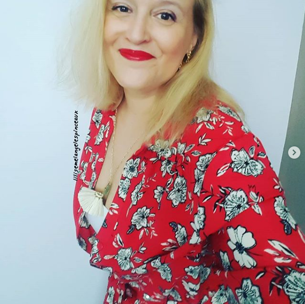 NathBAC's tweet photo. #tenuedujour #maquillagedujour #makeupofday #confinement #onrestealamaison #france #blogueusehautdefrance #femme #woman #quadra #rondeurs #plussizeblogger #beautyaddict #fashionblogger #fashiongram #blogger #frenchblogger #France https://t.co/zMjioQOc5E https://t.co/1bTb6jBYAV