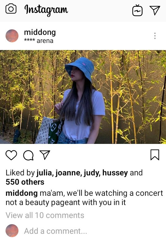 Going to a Twice concert with Yeji would be like this. (Middong stands for Midzy x Yeddong)