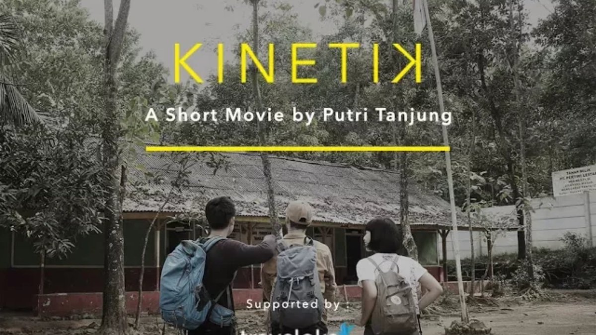 Kinetik (2017)Kalau ini film karya kak Putri Tanjung. Berkisah pentang persahabatan 3 pemuda dan pemudi yang ingin melakukan perubahan besar. Yang spesial dari film ini adalah banyak cameo yang muncul dan gak akan kalian duga. 