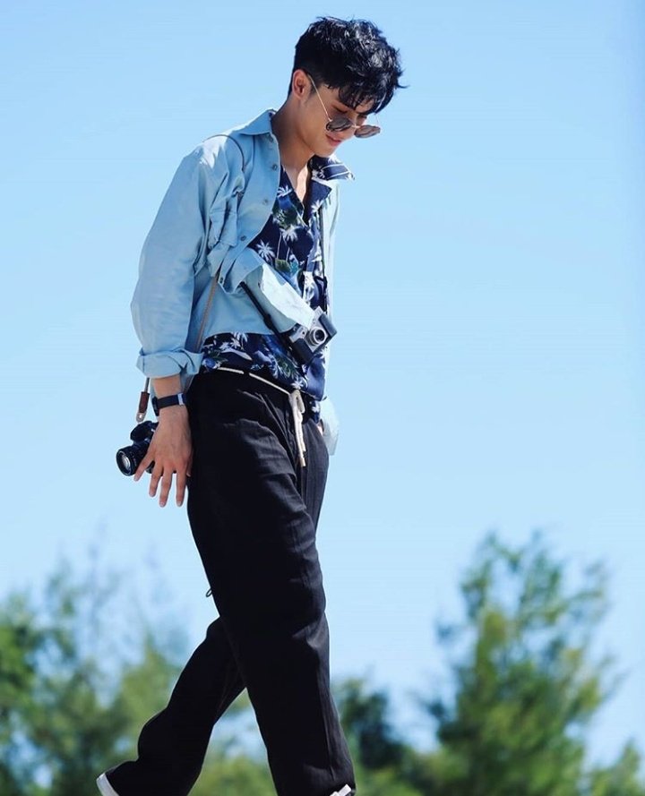 a thread of tay tawan wearing printed shirt #Tawan_V  @Tawan_V