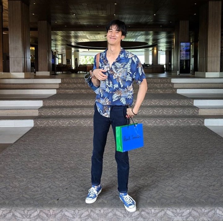 a thread of tay tawan wearing printed shirt  #Tawan_V  @Tawan_V