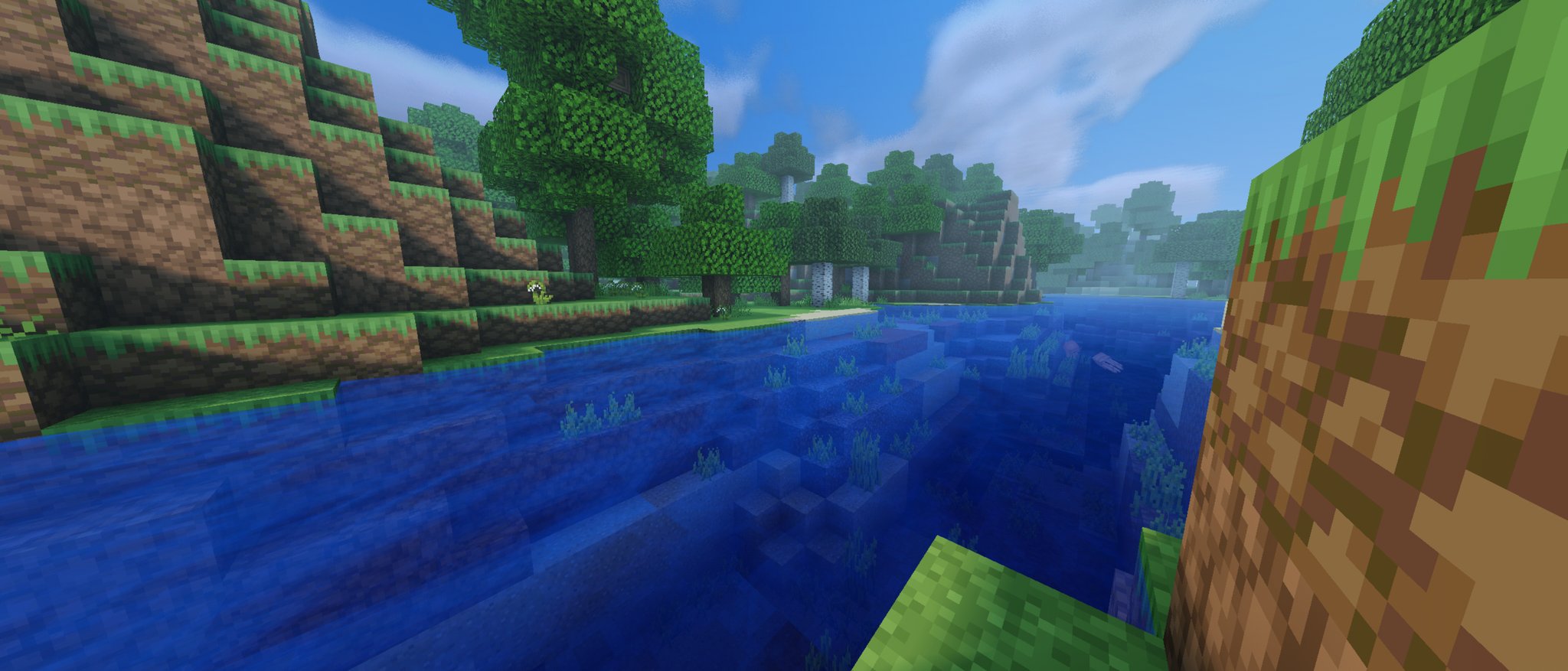 つかっちゃ 水も控えめで軽いしすきなshader 空は別のshaderだけど Minecraft Mcpe Mcbe