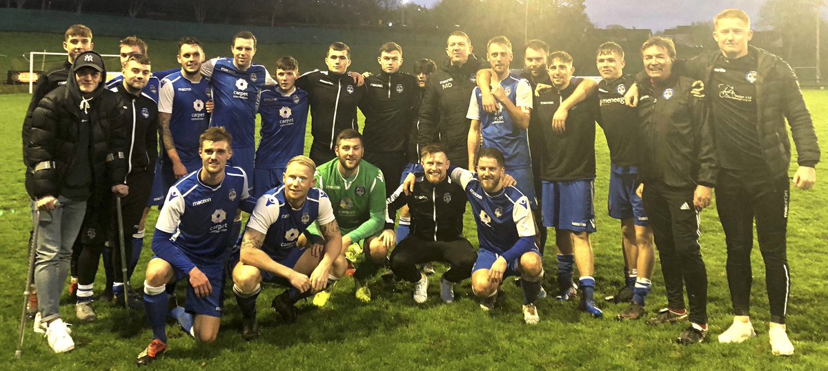 HelstonAFC's tweet photo. Thanks for the nomination from our friends at @torpointafc 👋🏼👏🏼

Tag 5 teams. Once nominated you have 24 hours to post a photo or donate to charity.

You’re up - @PorthlevenAFC, @StickerAFC, @STDAYAFC1, @WendronFC &amp; @afc_newquay (@InsideNewquayFC).

#CornishFootball #COYB https://t.co/u8MXYfPD2T
