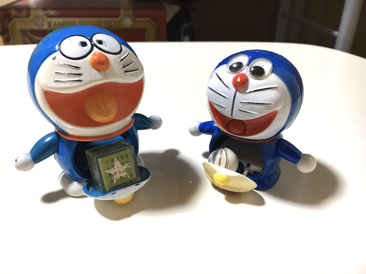 占いドラえもん合金」。エポック社の合金トイは珍しい…というか唯一か