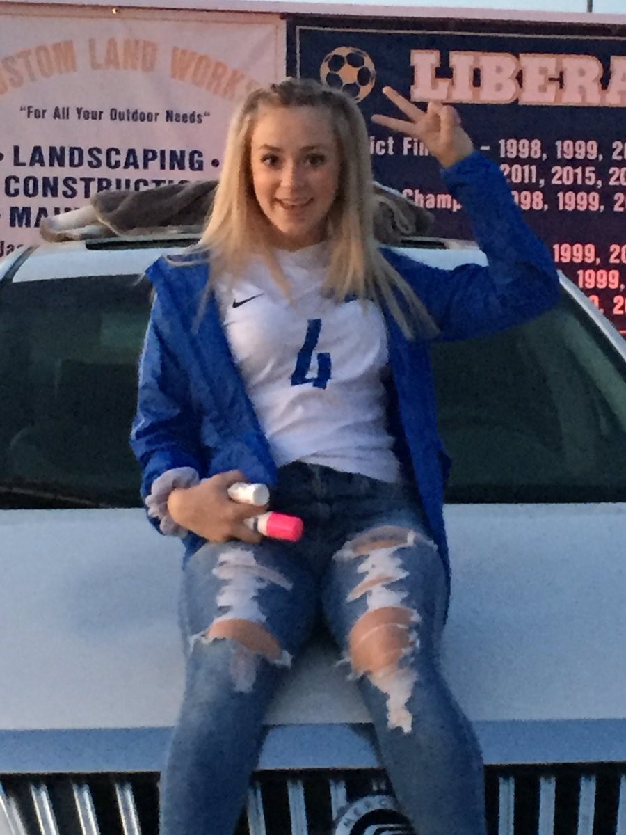 liberatorsoccer's tweet photo. Today we recognize senior Aurora Fox! @auroraafox is a starting defender and is as tough as a they come...you cannot out work her! We call her Roxy, she played all 4 years and also Electra Blue 4 years. Miss you Roxy!! @Bolivar_Schools @LiberatorsNOW #GoLiberators https://t.co/HmkUTTWKGa