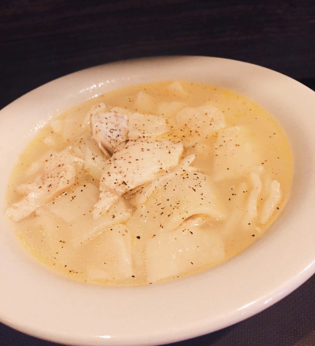 TheFarmhouseVan's tweet photo. It sure is cold outside! Need something to warm you up? We’ll be serving homemade Chicken &amp; Dumplings today! Come get yours before we sell out! 

#comfortfood #thefarmhouse #chickenanddumplings #southern #southernsoulfood https://t.co/NXzXpJgndE