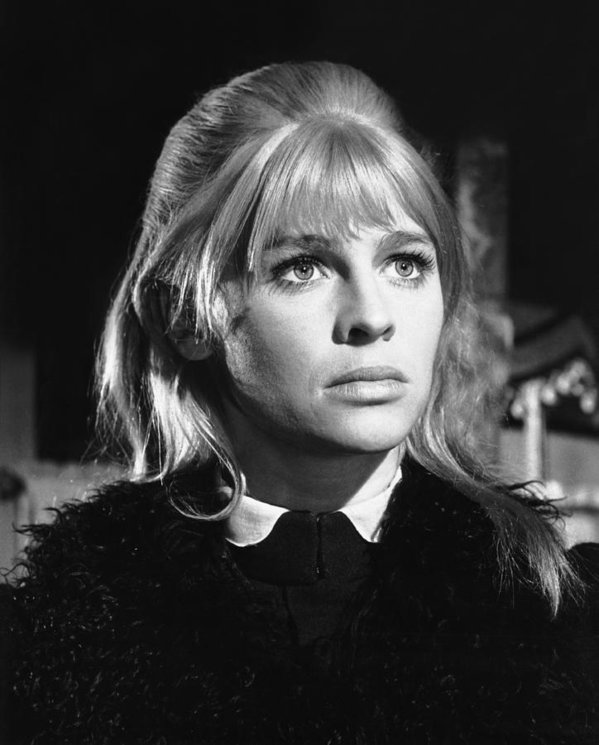 Good morning! Happy birthday to actress/goddess Julie Christie. 