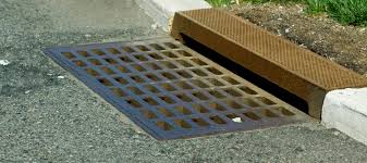 There are valid reasons for  #streetsweeping  #ArlingtonMA mainly to keep catch basins clear to prevent flooding issues during heavy rains.