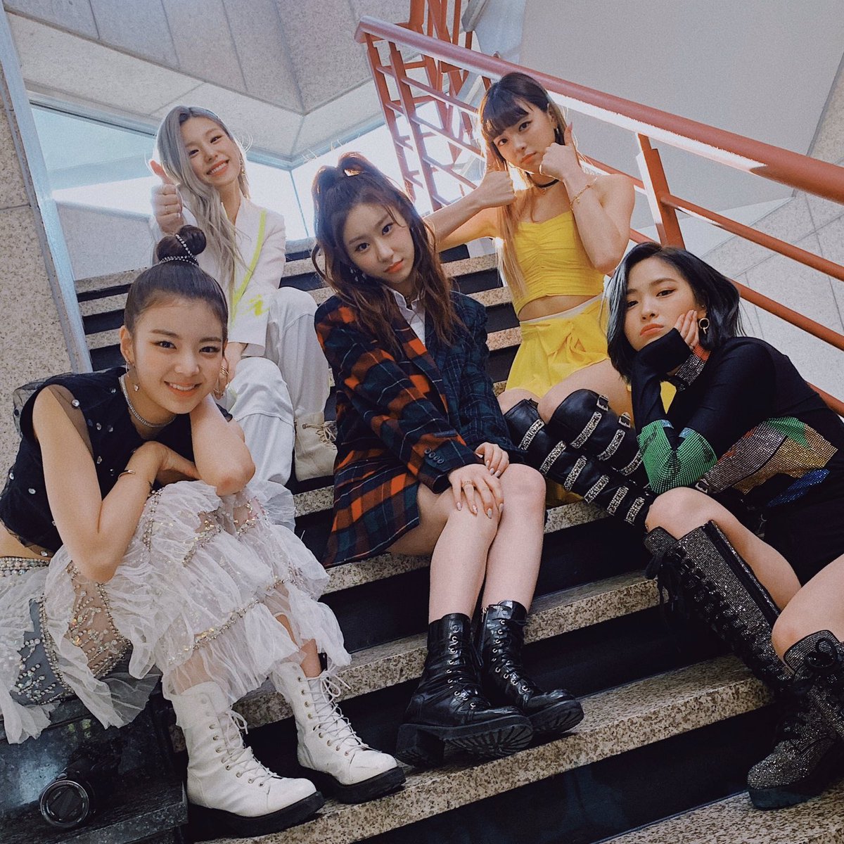 ITZY as Disney Princesses; A THREAD