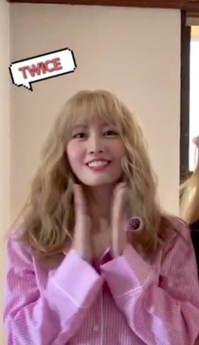 dahyunismz's tweet photo. a era ice cream cake chega pra todas https://t.co/ZS6wGAAYAF