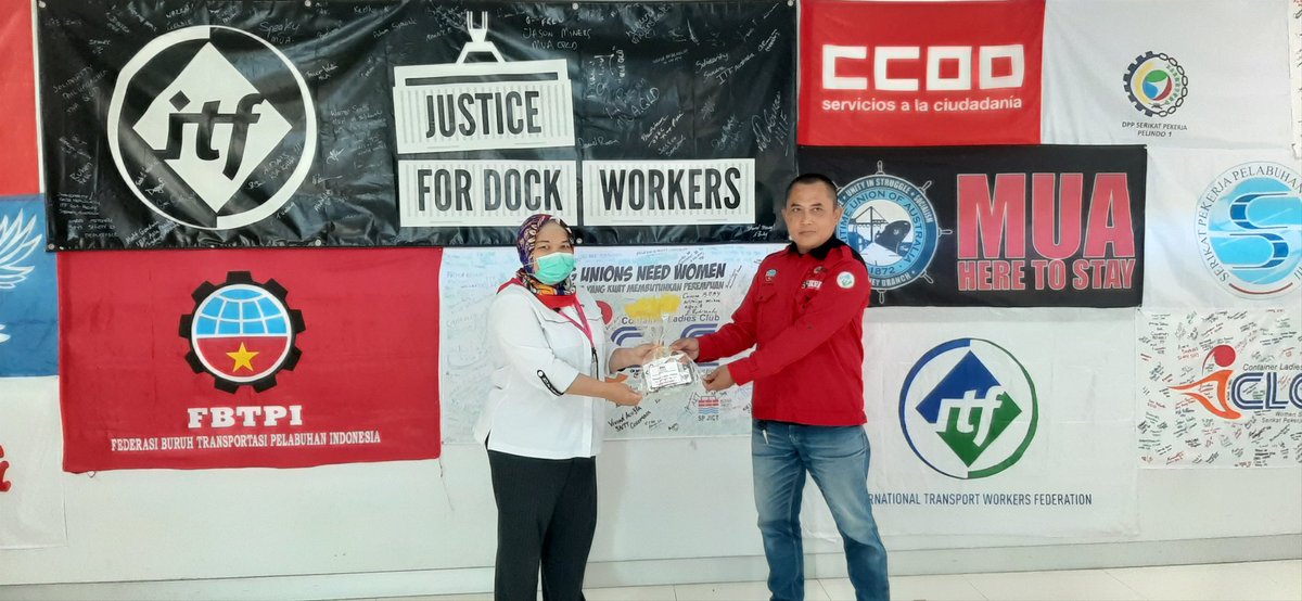 SPJICT's tweet photo. SP JICT melaksanakan program kesehatan pencegahan pandemi Covid-19 bersama STKBM-FBTPI. Selengkapnya https://t.co/Y0AQIiMXjI https://t.co/jlGHWD218s