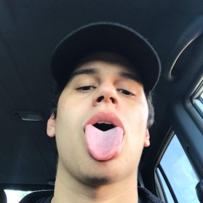 #NewProfilePic https://t.co/ILTZ28i2TV<a href="/tag/newprofilepic"class="tags">#NewProfilePic</a>