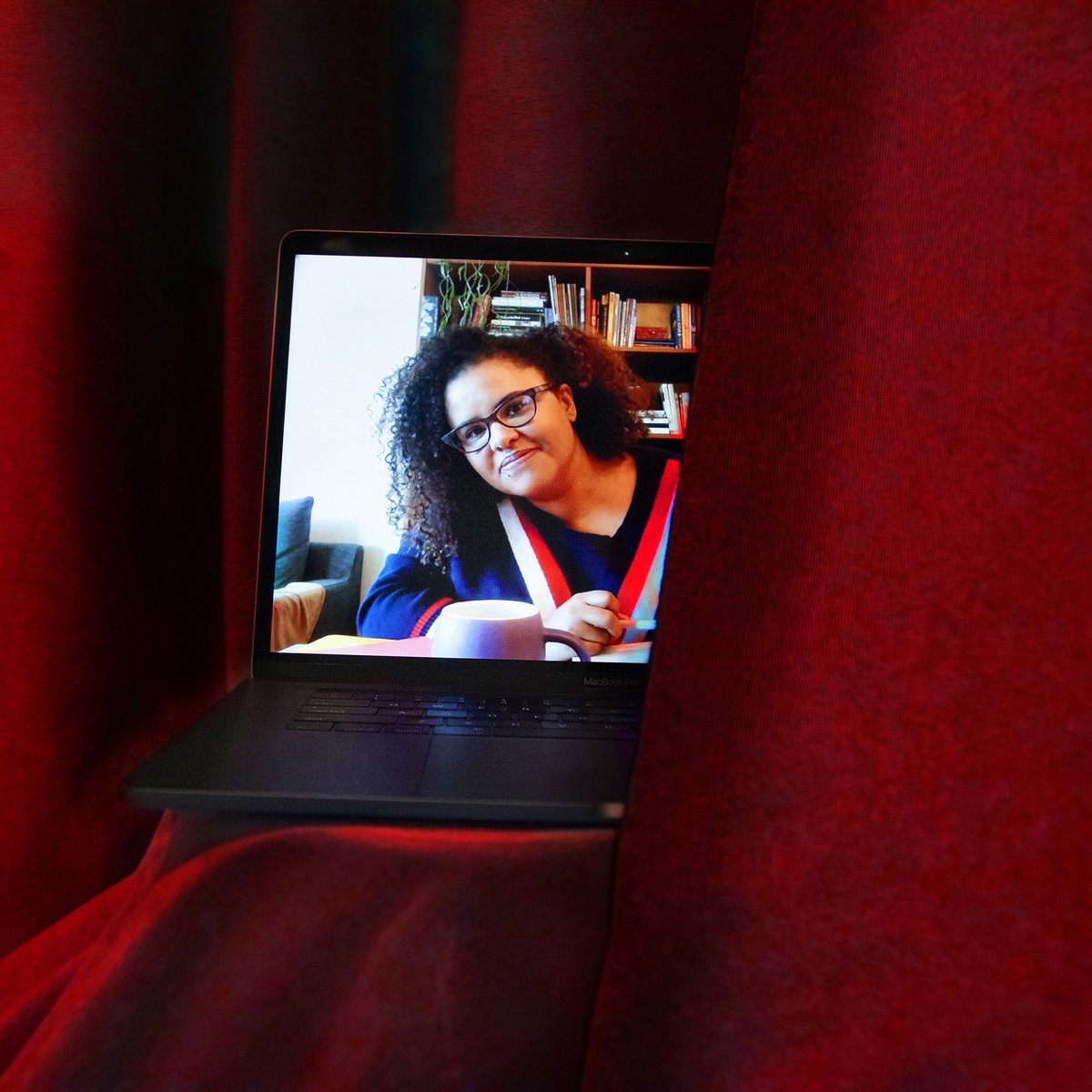 mattfrehner's tweet photo. How Canadian artists are moving forward in a physically distant world

Beautiful laptop portraits by @BronwenSharp 

https://t.co/gkjMZ8J0lu https://t.co/KDvuyduYro