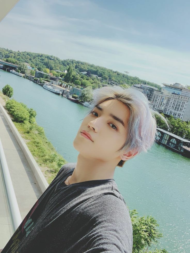 shinoibi's tweet photo. Hai, saya Antares as Lee Taeyong

Panggil saya Ares atau terserah sesuka kalian.

Mutualan? Rt
fambest? Rep or dm

#rpindonesia #rpw
#roleplayerindonesia #roleplayerkpop https://t.co/Gc99W1C9JL