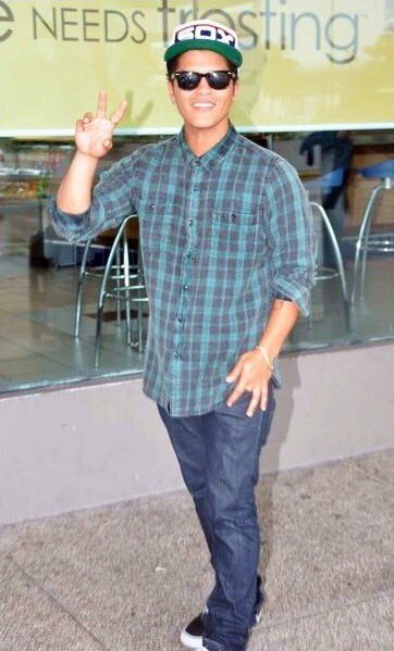 Annette00159182's tweet photo. Good Morning @BrunosLadyClub #Hooligans Have a great stay at home day! β€οΈπ #AlreadyWorkedOut #DrankMyCeleryJuice #WhyIGotSoMuchEnergyToday π https://t.co/F1HDhwWaSa