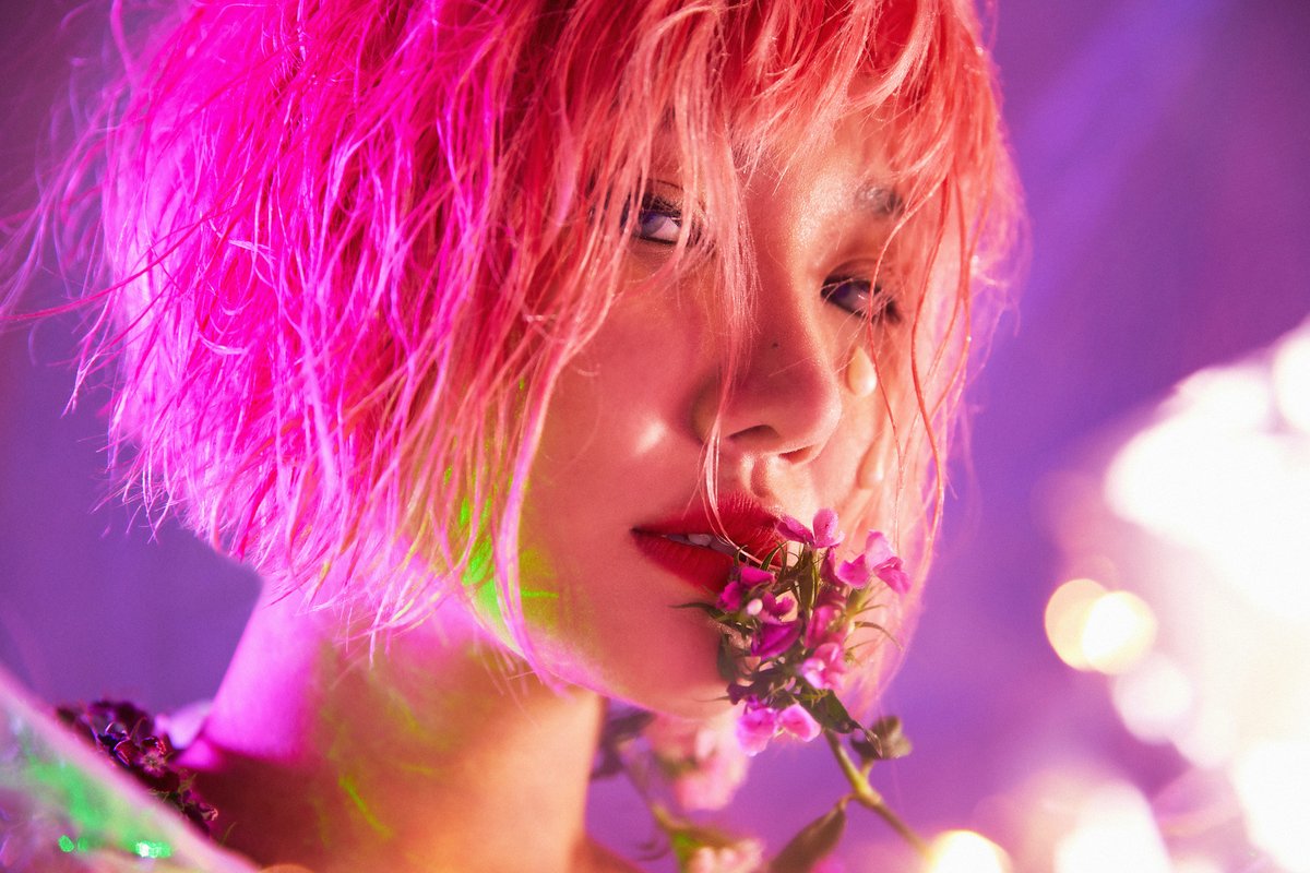 hanimaknae's tweet photo. WOAH WOAH WOAH WOOOO WOWBIDKDLDJDKD  MA'AAAAAAM EXCUSE MEEEEEEEE https://t.co/L3CWBXgS5Q