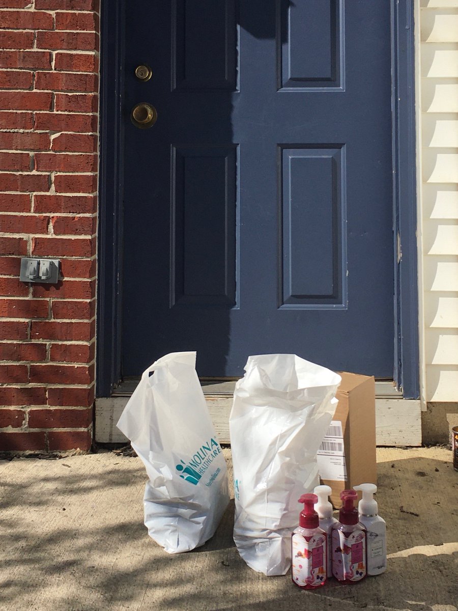 CISofOhio's tweet photo. "I dropped off food and hand soaps at a family’s home. When the mom answered the door, I asked how they were doing and she said, 'We are getting by as best as we can.' I was glad that I could give them a little extra something with the soaps." - Carrie, Site Coordinator #CISCares https://t.co/tZg8yWv0Tc