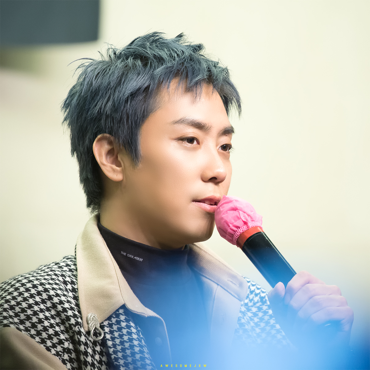 awesomejsw's tweet photo. 💛 💛 💛 💛
#젝스키스_23주년_축하해 🎉
#SECHSKIES_23RD_ANNIVERSARY 🎂
#젝키_있다면_옐키_천국인거야 😇
💛 💛 💛 💛 https://t.co/GCD3pMBR87