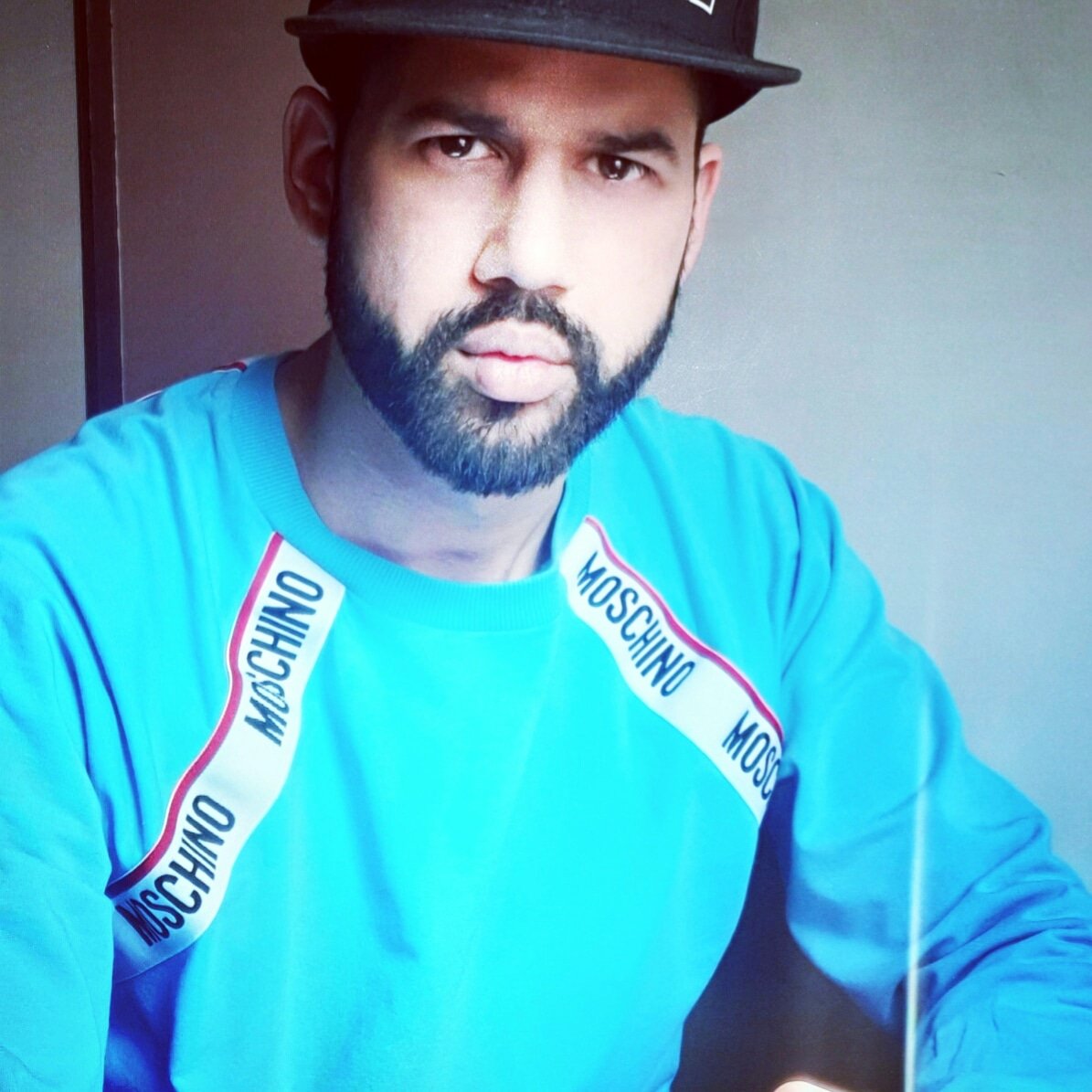 NavMischief's tweet photo. Wearing Blue for Uncle Sid who dedicated 40 years of his life to the NHS and to show appreciation to the NHS/Key Workers for putting others first. 
#lovesid #thankyounhs #keyworkers #unclesid #ripunclesid https://t.co/jlPizbro86