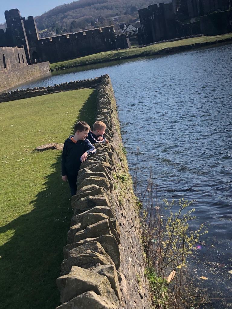 Mjdayo's tweet photo. @Plasyfelin #easterwalks #plapclass8 https://t.co/qIKyE0bYTZ