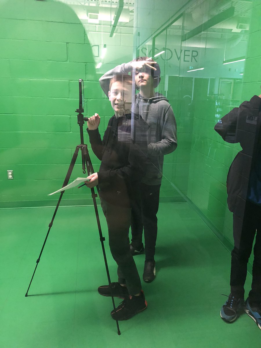 MsGoodall3's tweet photo. Before March Break, my grade 9 Geography students were using the two green rooms in our new LLC at @HuronPark and the TouchCast program to create their own news reports about natural disasters! They loved using the new spaces and new technology! https://t.co/TzGwIEcxWj