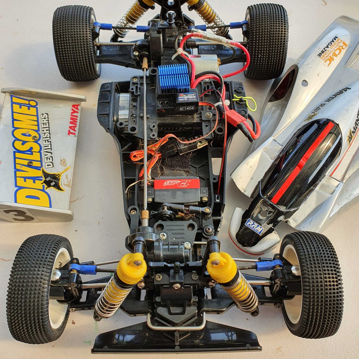 LRacer3 tweet picture