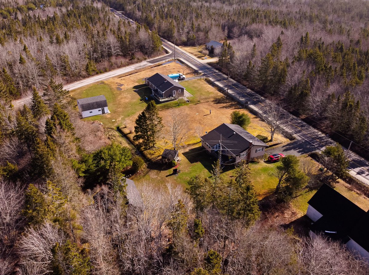 Lucas_Bourque_'s tweet image. An excellent morning for flying the drone. #Sunny #LightWind #TusketNS