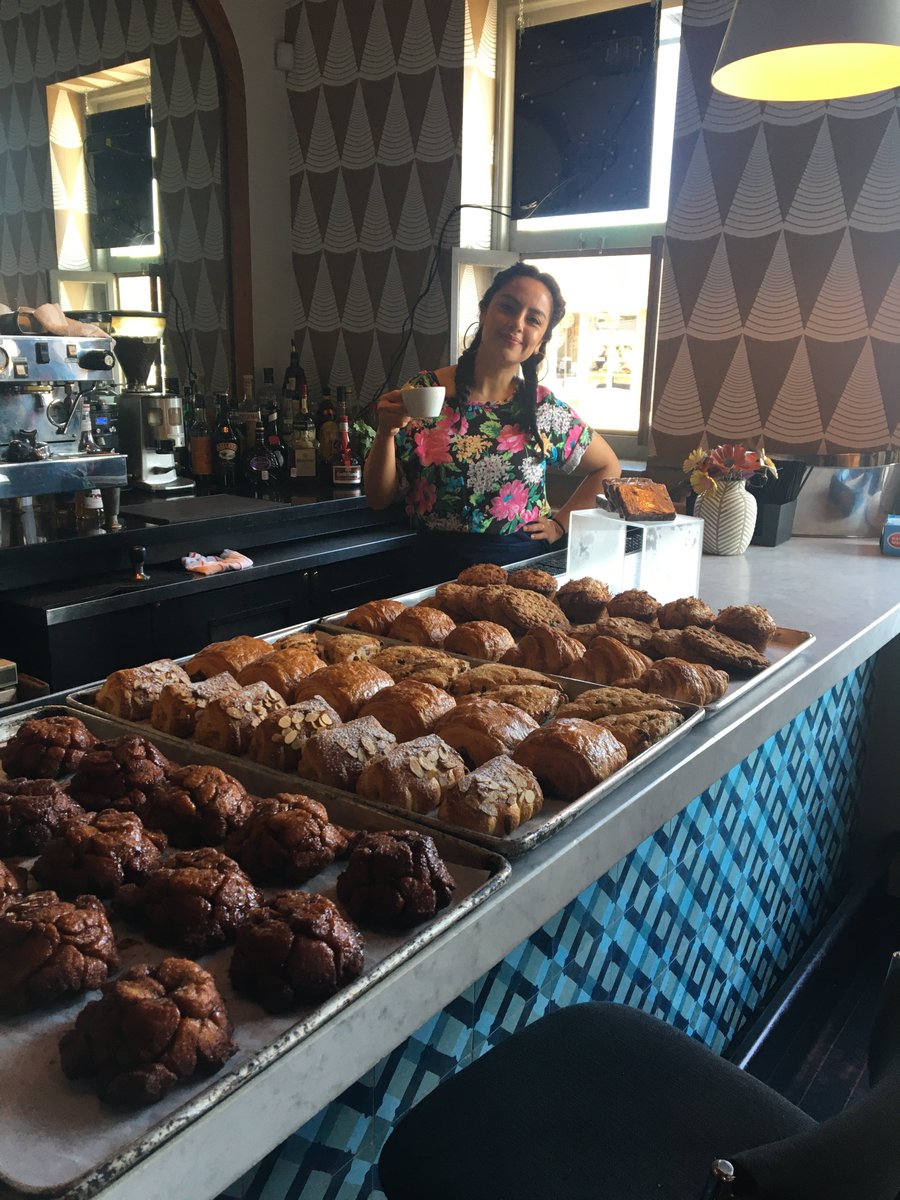 aliceblue_hou's tweet image. Warm Up with fresh baked pastries, coffee and lots of smiles 😊☕️🥐 Our Pick Up Window is OPEN with Monkey Buns, croissants, Muffins and more. Come see us! #HoustonHeights #FreshBaked #PickUpWindow #HoustonEats #HoustonBakery #HoustonCoffee