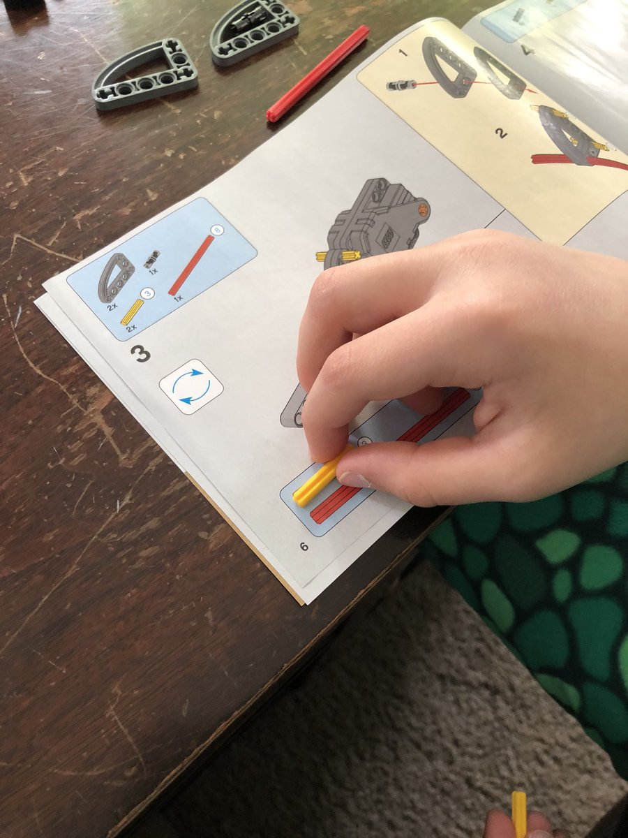 Doing a Lego kit with Cooper has me missing the Lego Robotics kits (and my students of course) at school. Hopefully we get back there soon 🤞🏻#Lego #legomindstorms #legotechnic