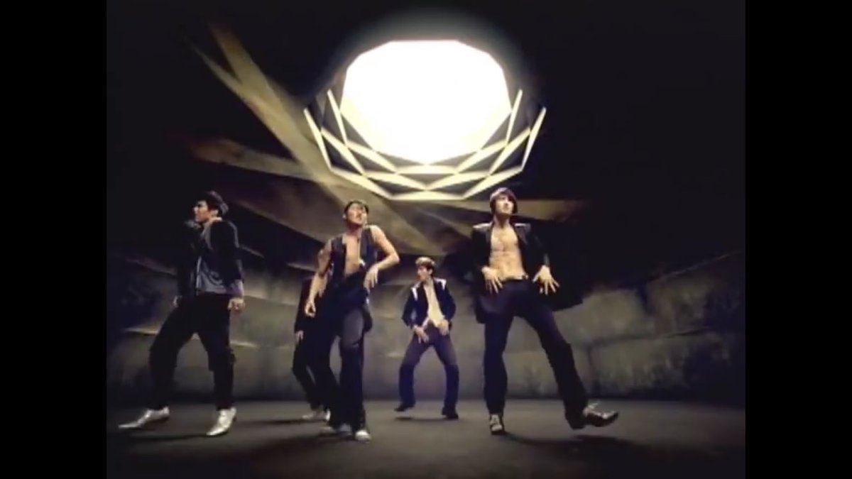 adventimes's tweet photo. 7th MV

Clue: no clue head empty. legend only. https://t.co/fNMJfznLfd