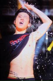 missDVIP92's tweet photo. #GenerousHanbin https://t.co/bJpja9M0GT