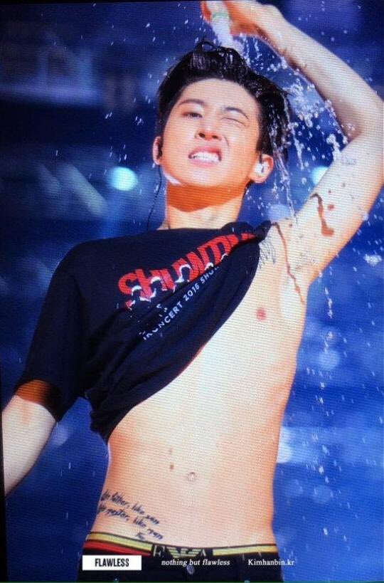 missDVIP92's tweet photo. #GenerousHanbin https://t.co/bJpja9M0GT