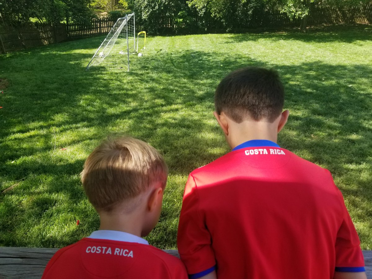 astraffon's tweet photo. Well... surely I am not the only parent having to cut our kids hair for the first time... let's just say the little one got the raw end of the deal for going first! 🤣
#makinggoodmemories https://t.co/DZQB663dPC