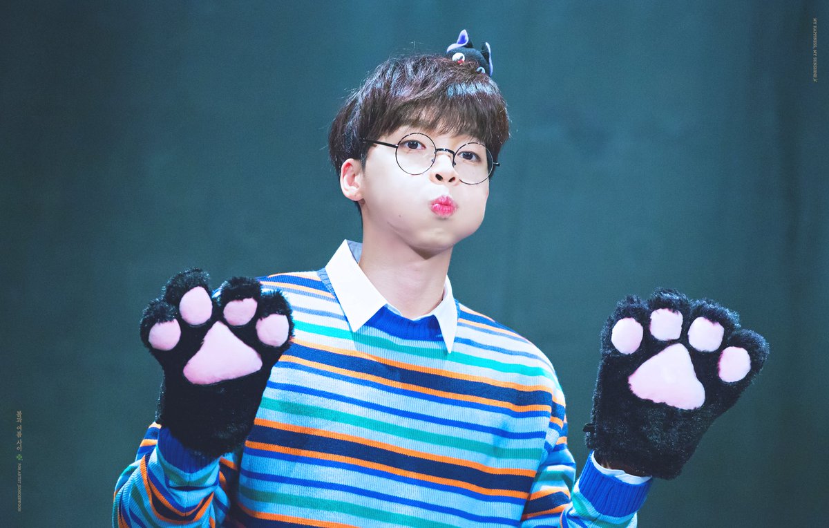 timeto_JSW's tweet photo. [190414] 강남 팬싸인회 #정세운 #190414_세운 https://t.co/9QQ66rr88y
