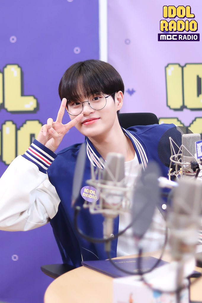 hwihwi0809's tweet photo. #이대휘 #대휘 #LeeDaeHwi #AB6IX #에이비식스 🌼 https://t.co/hTwU8bVpxu