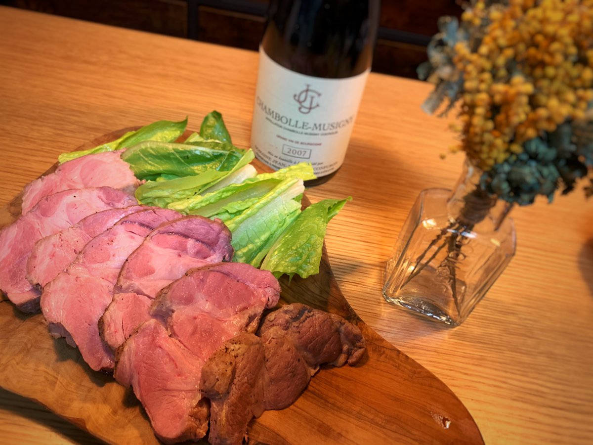 abusan01's tweet image. #StayHome