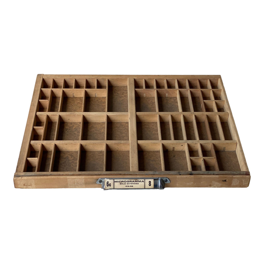 VintageDallas's tweet image. Early 20th Century Printers Tray With Original Label on Drawer Pull
soo.nr/UMdm

#dallasvintagemarket #printerstray #vintageprinterstray#dallasvintage #dallasantiques #chairish #chairishseller #cozyhome #livingroomdecor #homesweethome #farmhousedecor #vintagestyle