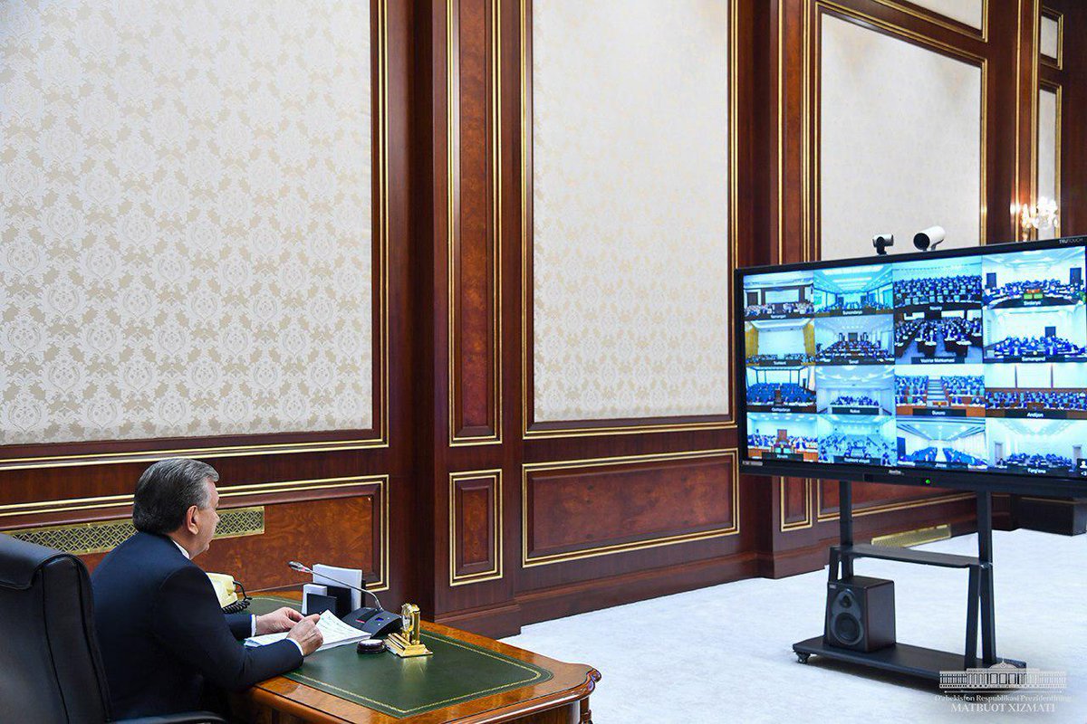 president_uz's tweet photo. Countering the pandemic and alleviating its impact again in spotlight of the presidential videoconference meeting today. Shavkat Mirziyoyev sets new tasks for the govt.
#Mirziyoyev #Uzbekistan #publichealthcare #coronavirus #pandemic #containment #mitigateimpact https://t.co/PJknVtW7wk