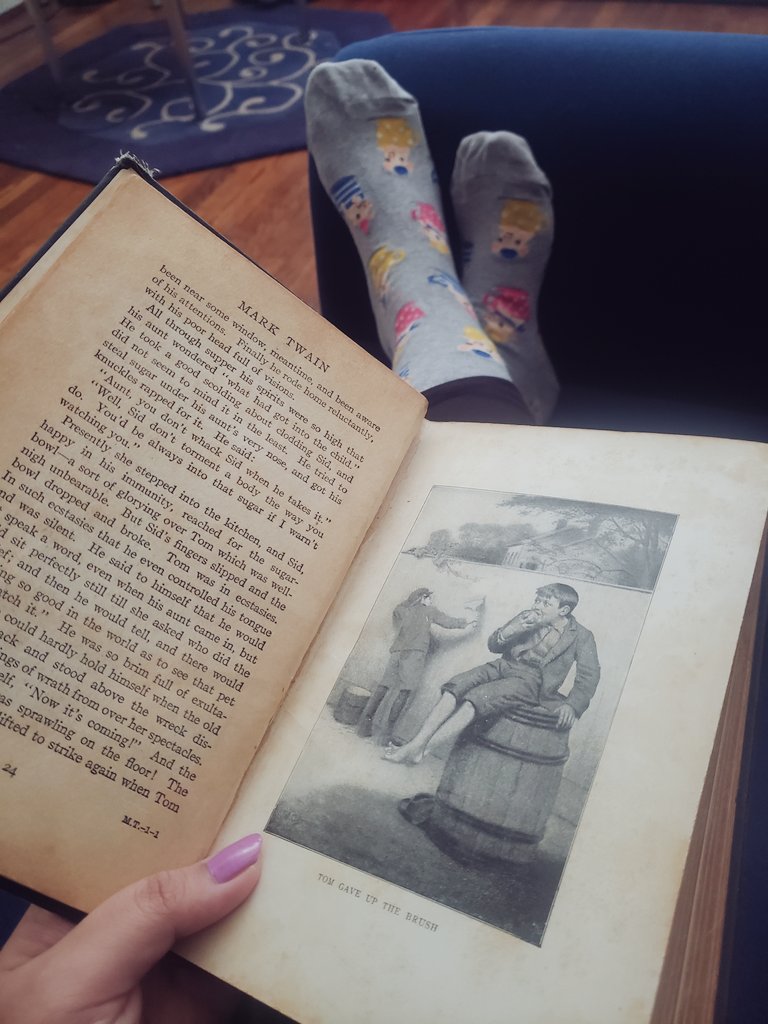 Wearing my crazy socks and reading a book for <a href="/PughRamsHISD/">Pugh Elementary</a> virtual spirit week! 🐏🧦📚 #HISDatHome #ThePughWay